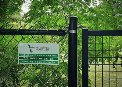 Zwarte-draadafsluiting-en-poort-werfplaat-MDL